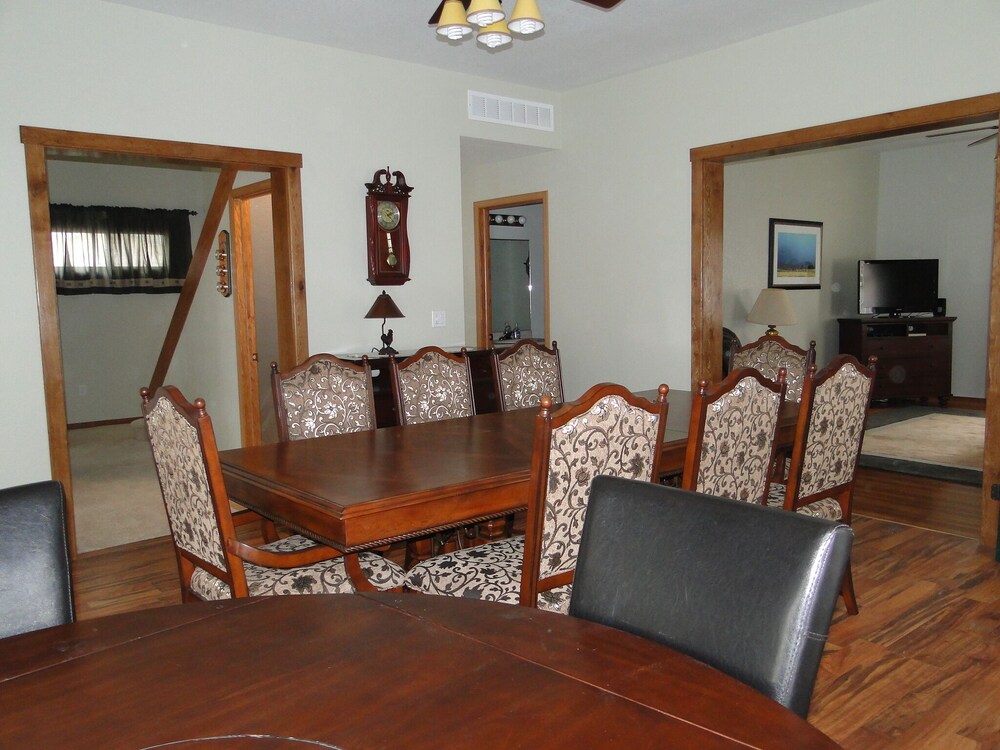 Victorian House Loup town Nebraska in Loup City Best Rates & Deals on