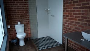 Douche, douche à « effet pluie »