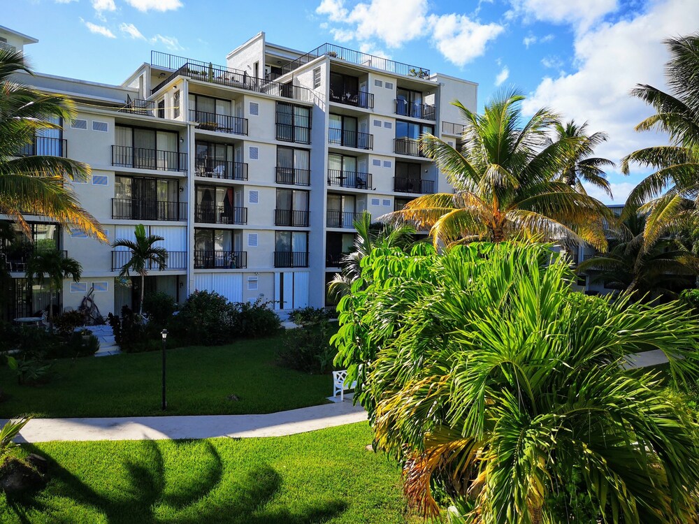 Coral Beach Hotel and Condominiums in Freeport Best Rates & Deals on