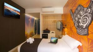 In-room safe, desk, blackout drapes, soundproofing