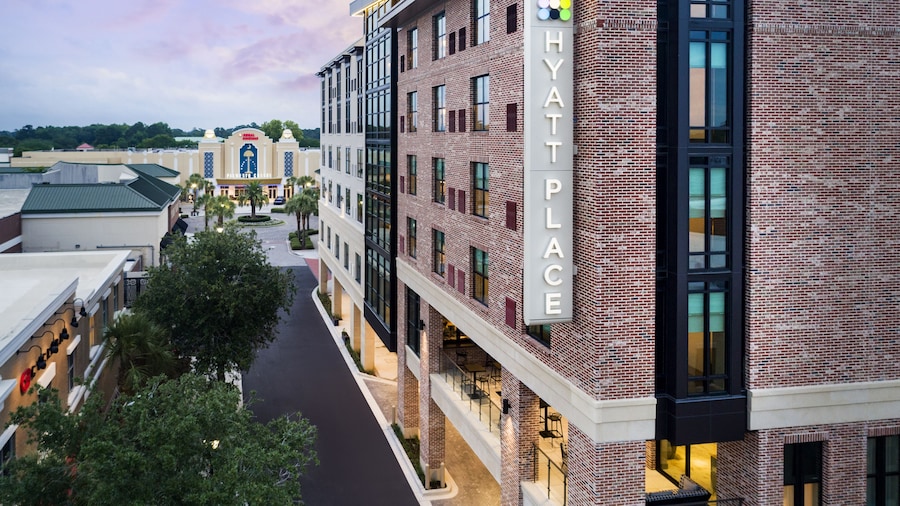 Hyatt Place Mount Pleasant Towne Centre