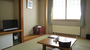 In-room safe, free WiFi