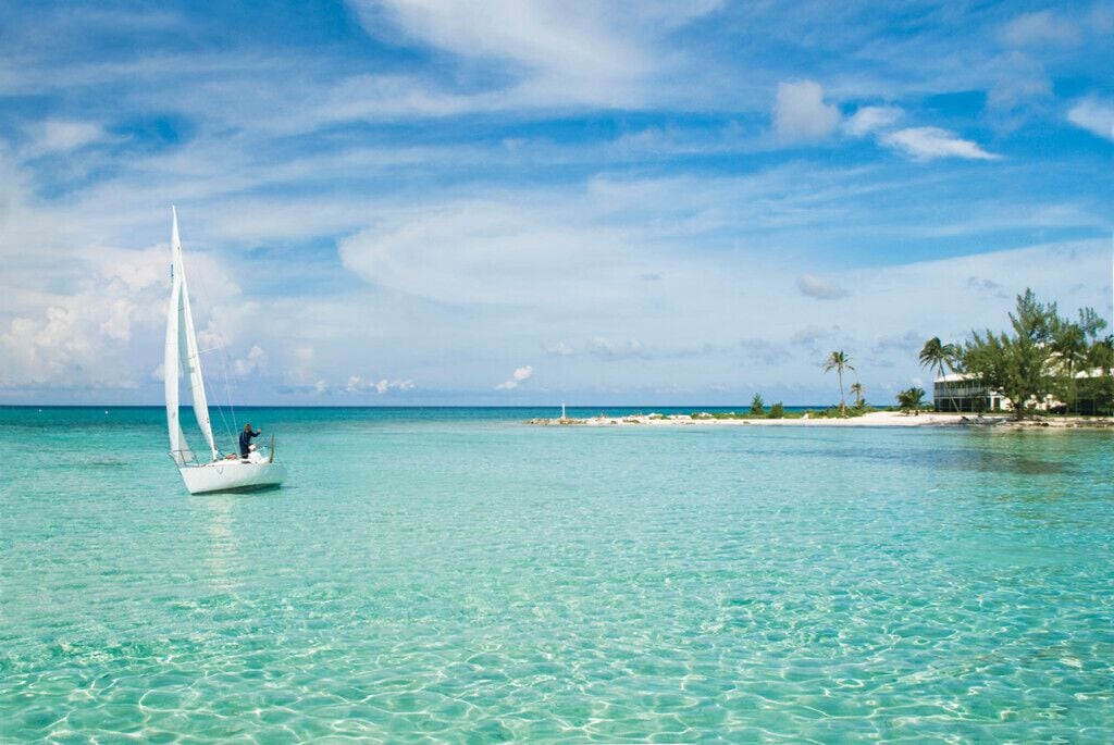 Beachfront Beauty & Panoramic Views -the Retreat #23 - Steps out to Two Beaches in North Side in North Side, Cayman Islands