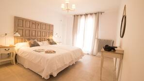5 camere, biancheria da letto di alta qualità, copriletto in piuma