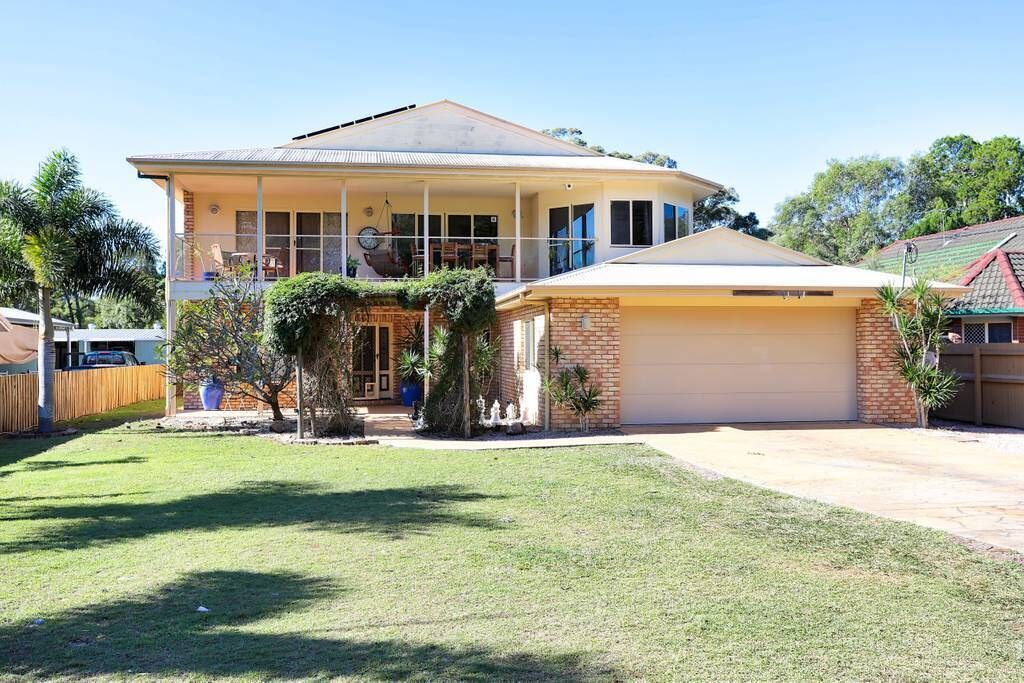 Luxury Family Holiday or Business Retreat on Beautiful Bribie Island