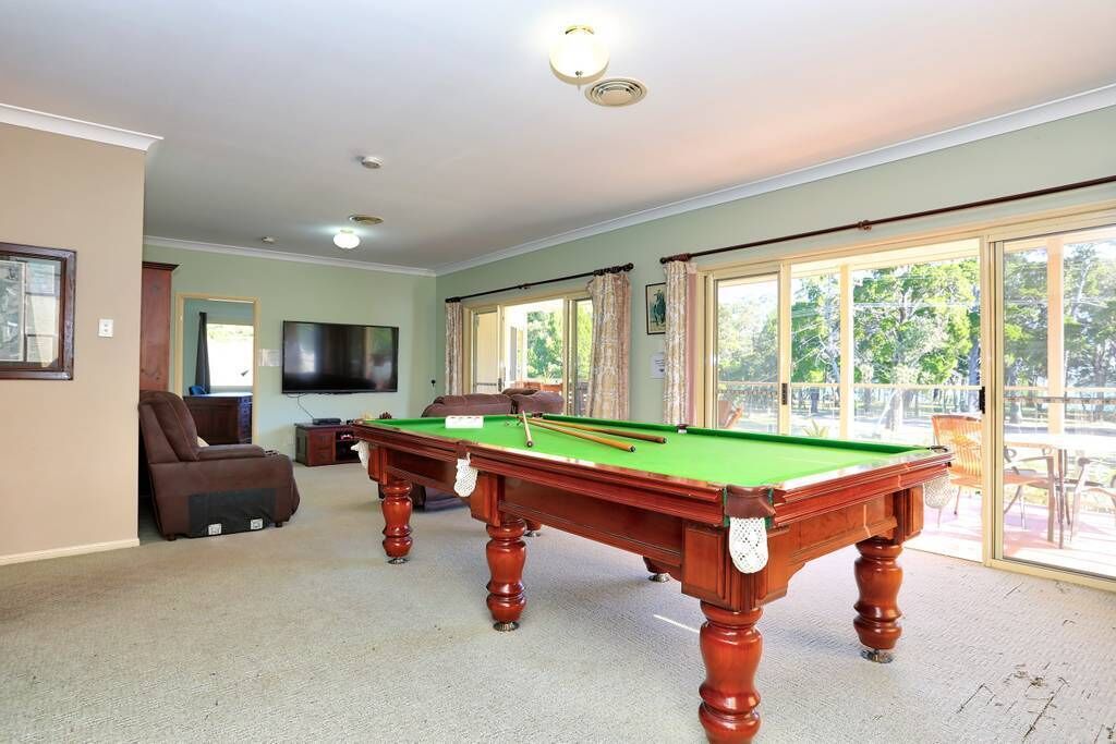 Luxury Family Holiday or Business Retreat on Beautiful Bribie Island