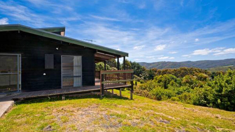 120 Biddles - Captivating View From the Top!