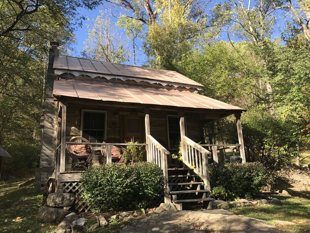 Original 1798 Antique Appalachian Chestnut Log Cabin Annies