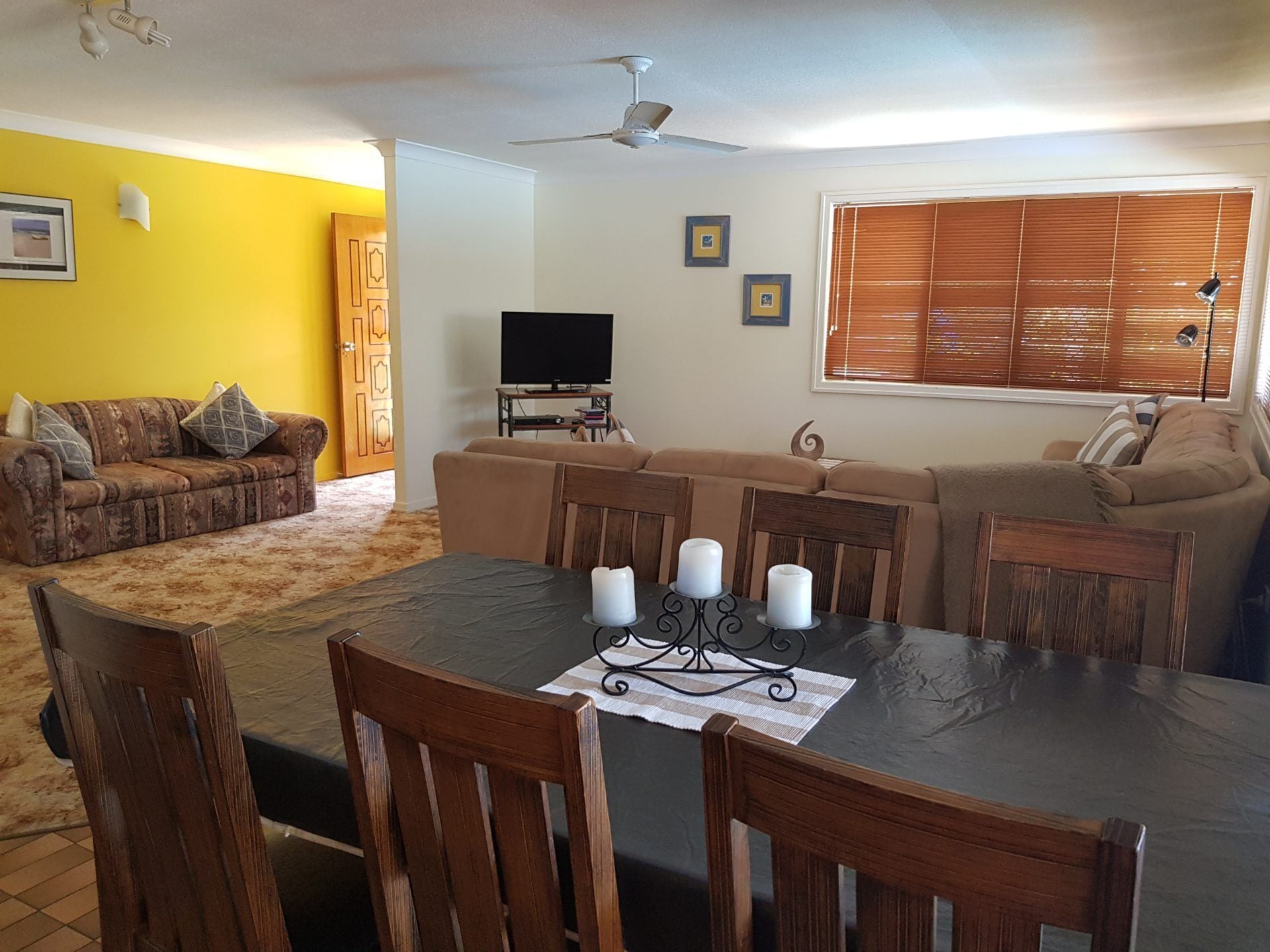 Sea Shanty on Parrot Tin Can Bay