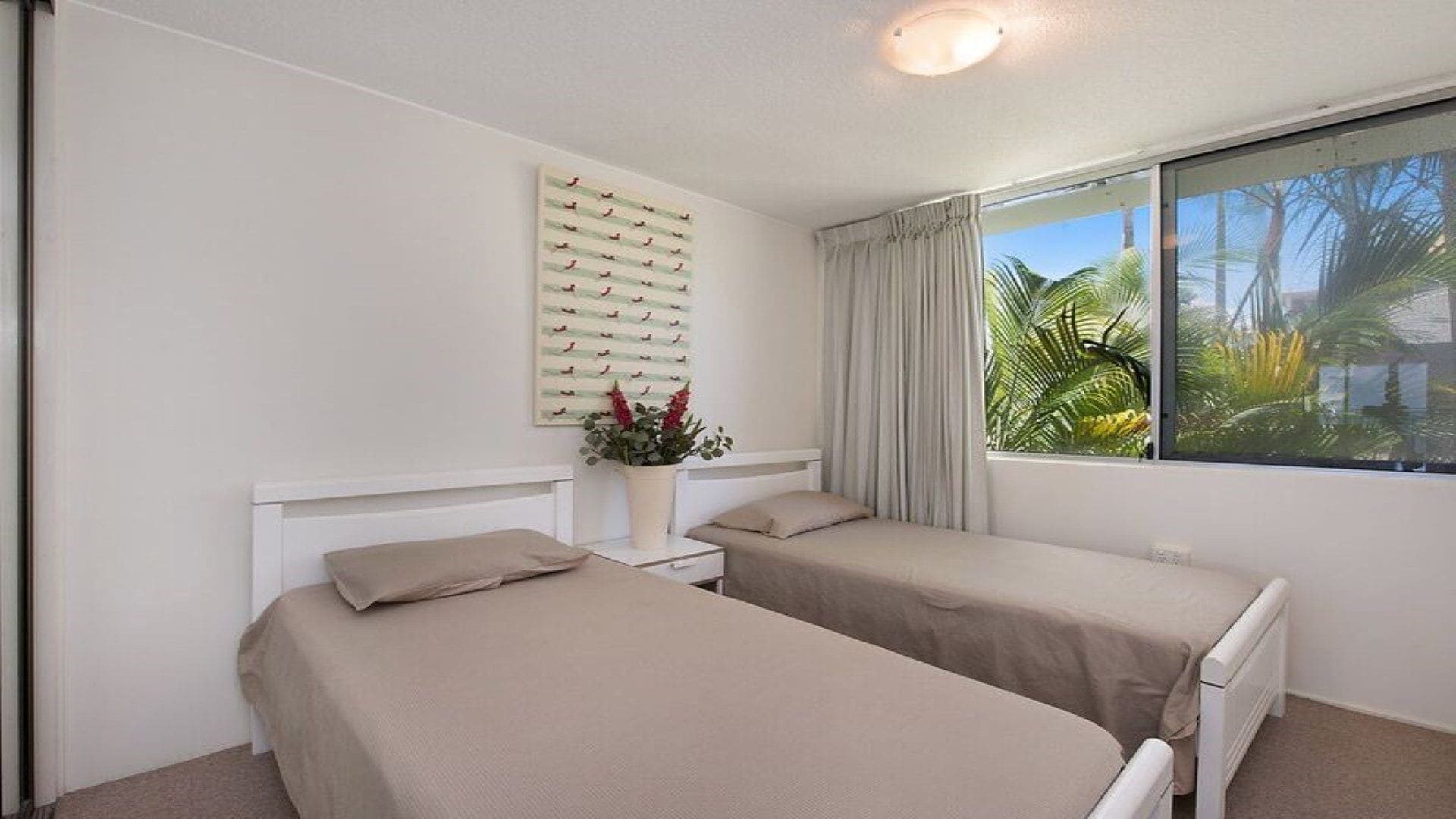 Monterey Lodge Unit 9 Kings Beach QLD