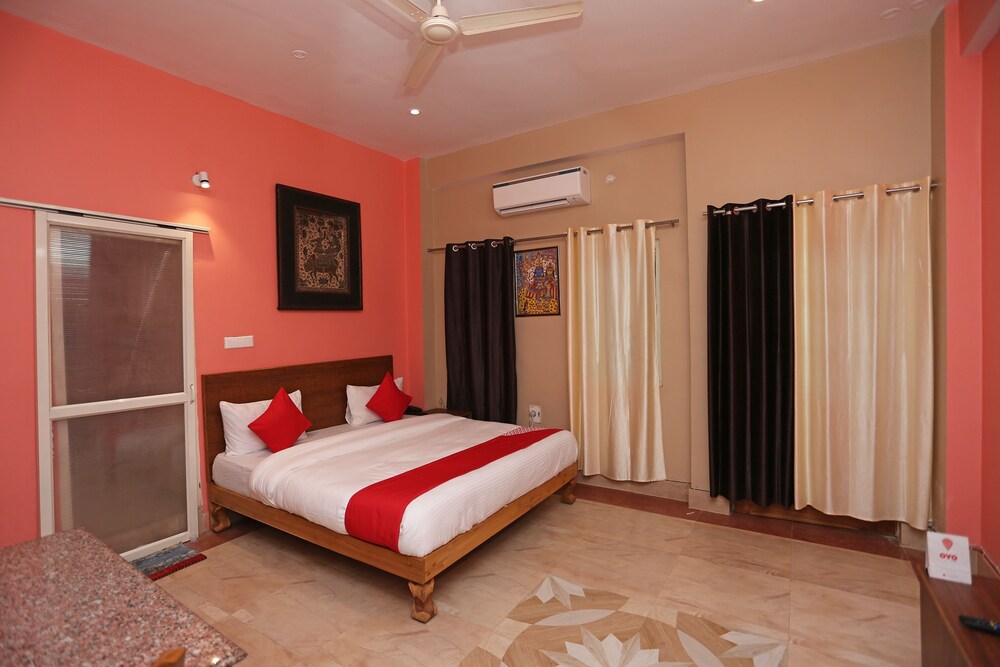 OYO 19120 Sara Grand (Lucknow, India) | Expedia.es OYO 19120 Sara Grand (Lucknow, India) | Expedia.es