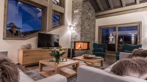 TV connectée, cheminée