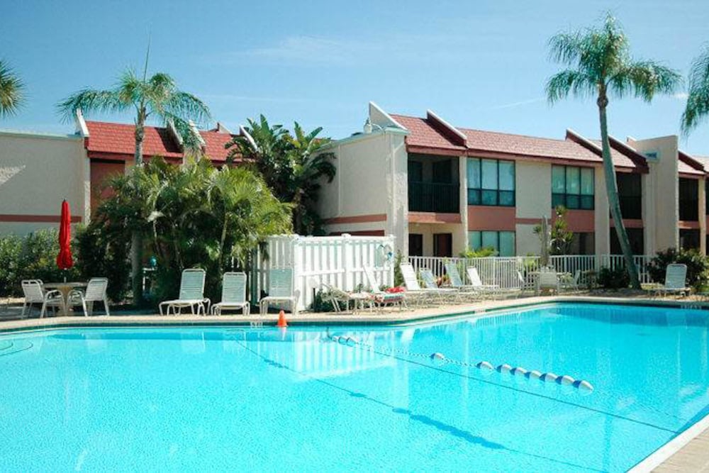 Runaway Bay Condos in Bradenton Beach Best Rates & Deals on Orbitz