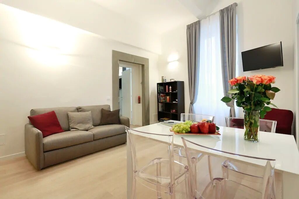 Opera 19 Luxury Apartment City Center Competently Refurbished In Florence Expedia