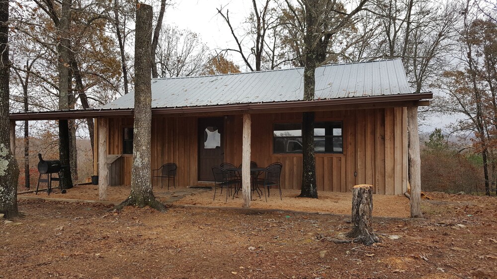 A Secluded Cabin On The Buffalo Nation River With Beautiful Views