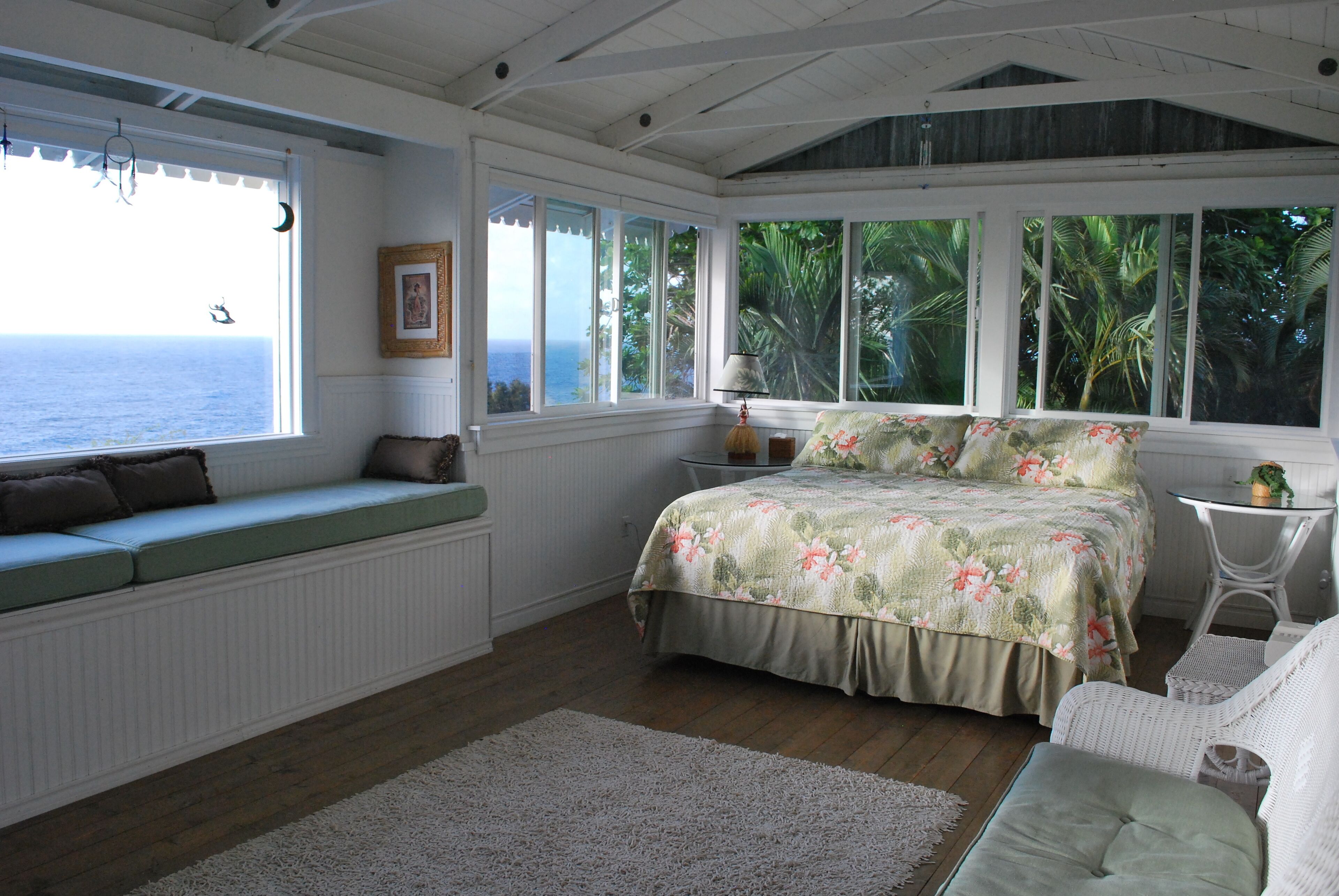 Romantic Hana Hideaway, Big Ocean Views, Old Hawaii Charm in Hana, United States