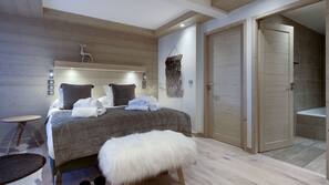 4 bedrooms, individually decorated, individually furnished