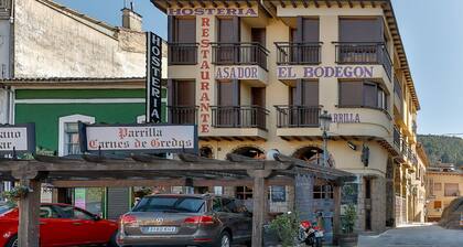 Hostería El Bodegón De Gredos