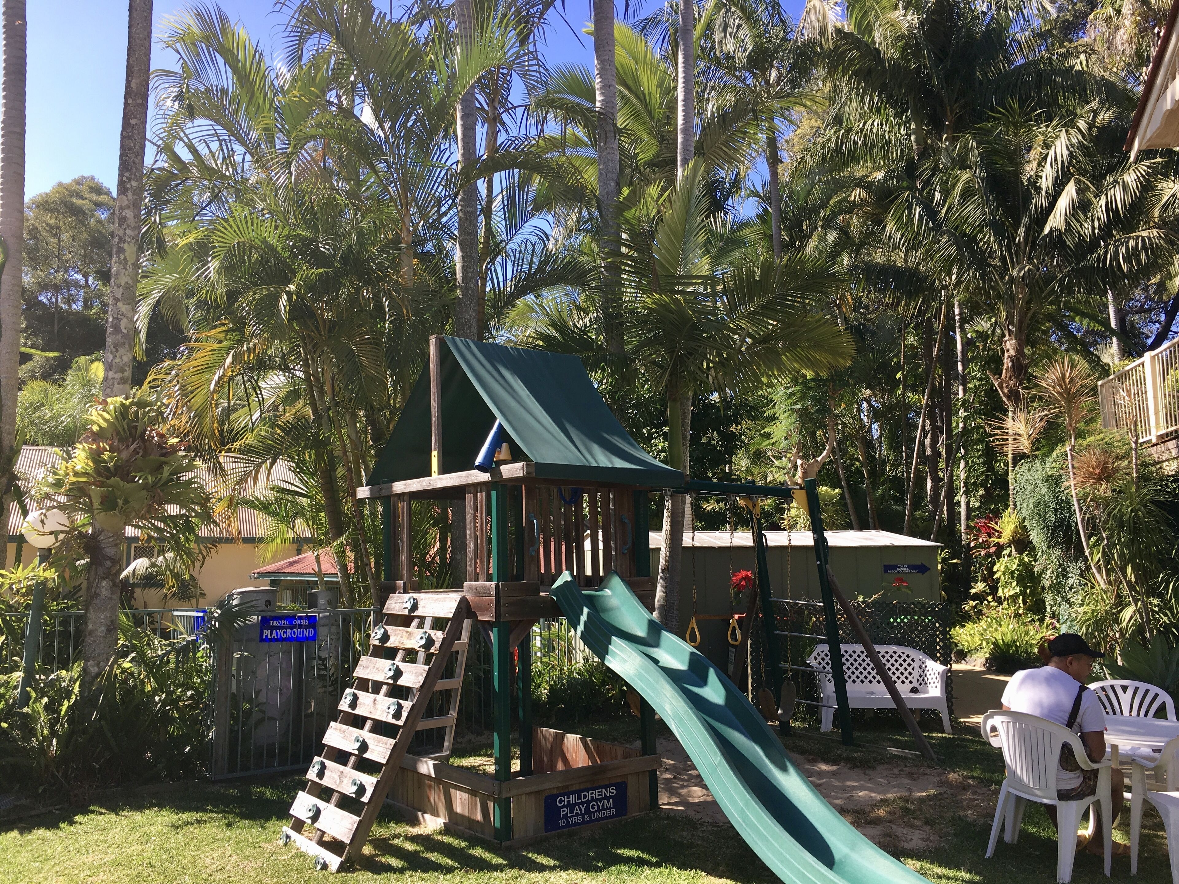 Christmas Accommodation - Private Villa in a Resort 5 Mins to Coffs Harbour