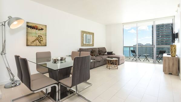 2 Bedroom Condo in Miami (Downtown Miami) | Expedia ...