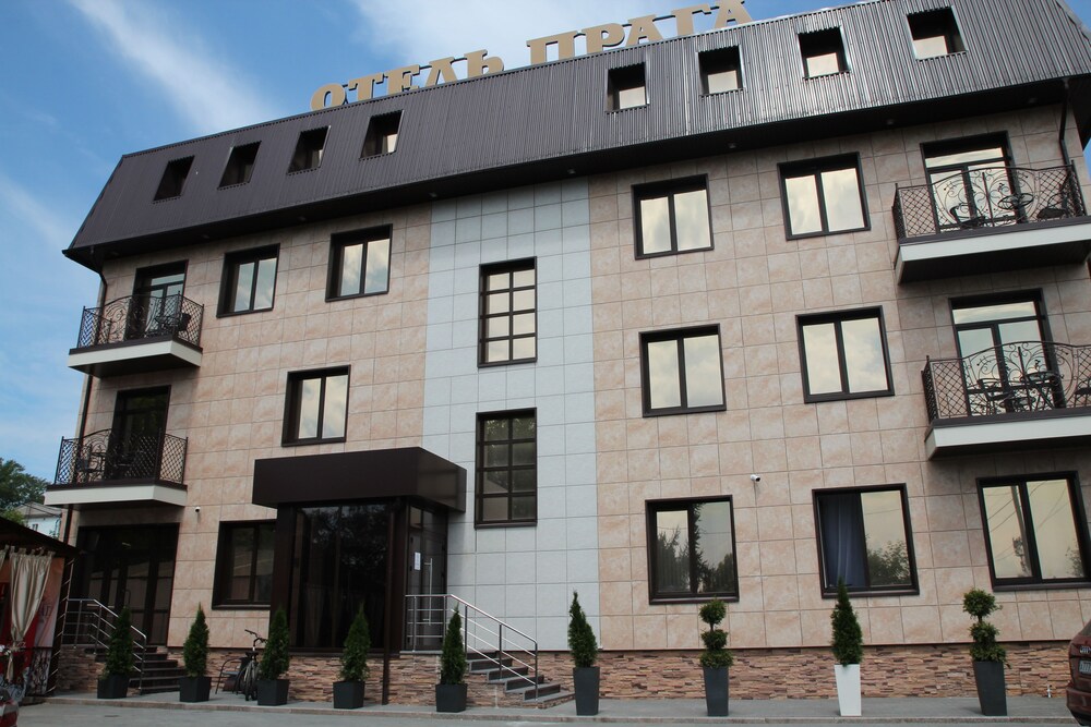 Hotel Praga Samara Rus Airasiago