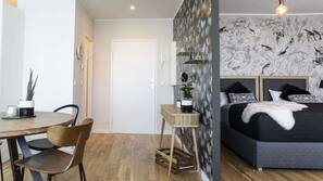 1 bedroom, hypo-allergenic bedding, individually decorated, desk
