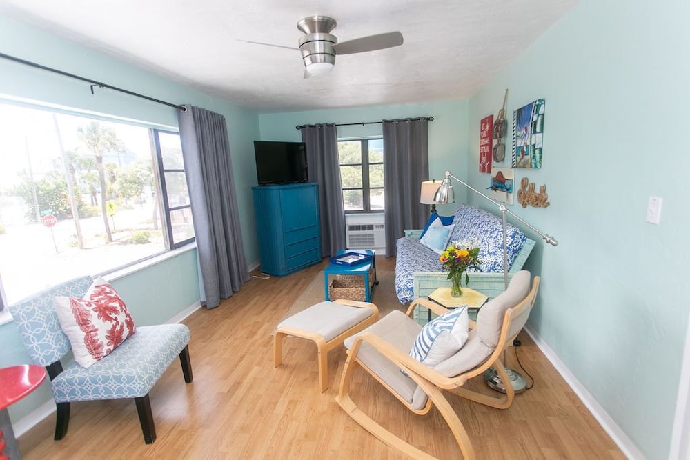 Lookout Penthouse - Beachview from every room