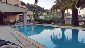Außenpool, geöffnet von 08:00 Uhr bis 22:00 Uhr, Cabañas (kostenlos)