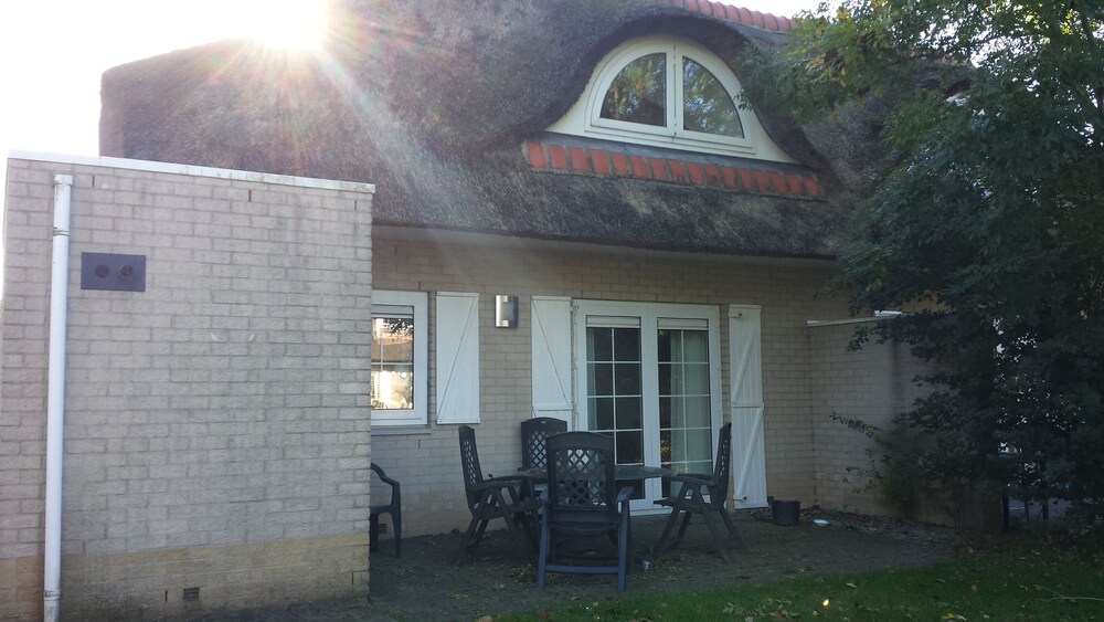 Fantastic 3 Bed 2 Bath Crewrentalhomes At The Award - 