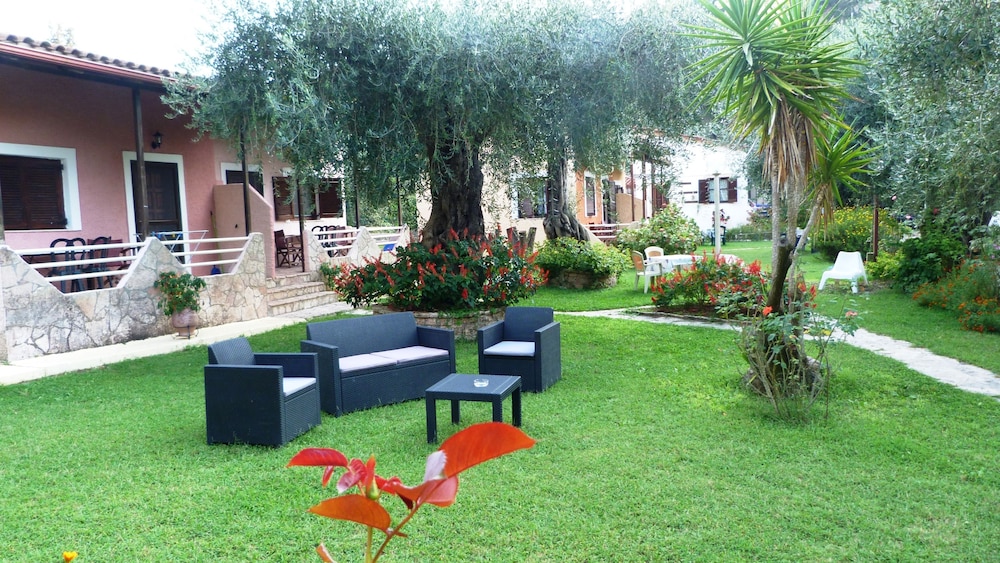 Anneta Studios in Syvota, Greece