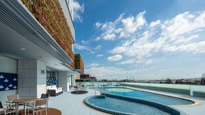 Seasonal outdoor pool