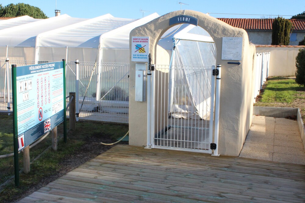 Studios Du Camping La Chenaie Les Mathes Fra Lastminute - 