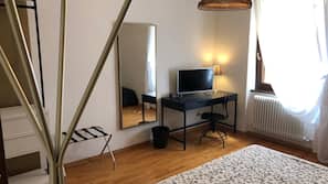 Een bureau, gratis wifi