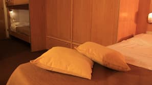 Tende oscuranti, culle/letti per bambini (a pagamento)