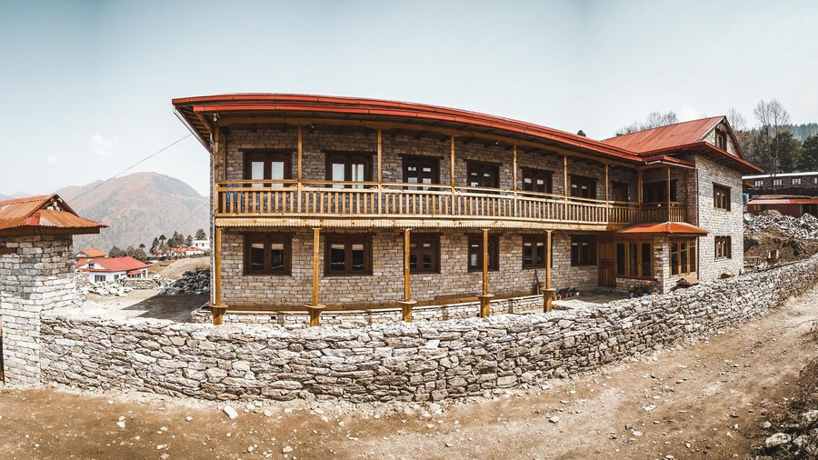 Kyirmu Lodge Phaplu