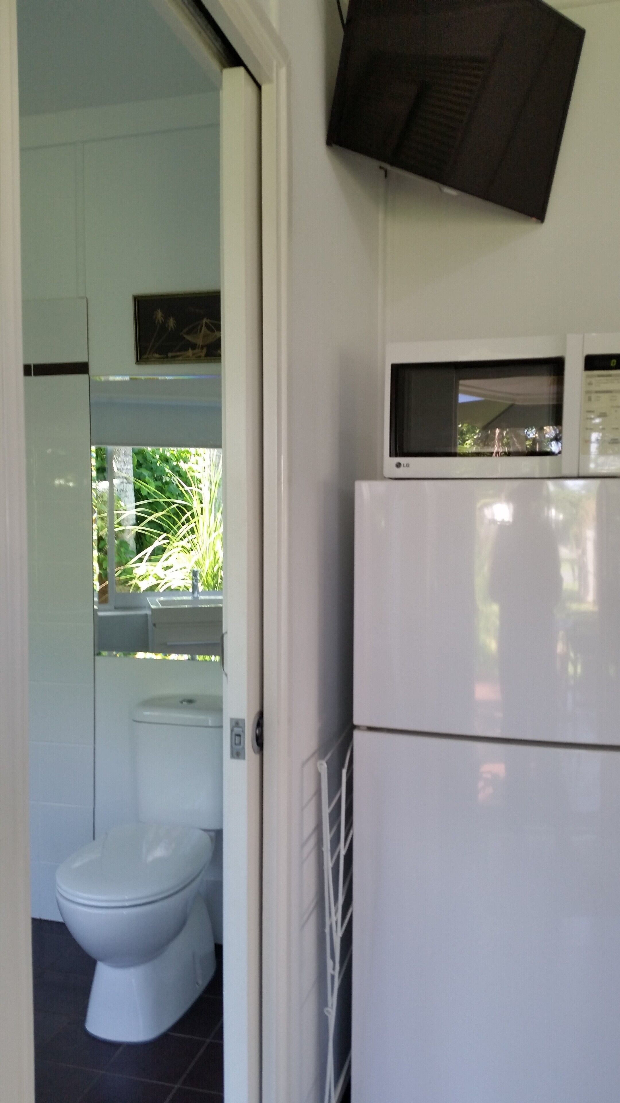 Pandanus House - Pet Friendly + 4th beds self contained unit, longer bookings.