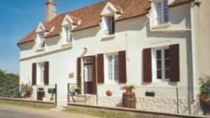 Façade de l’établissement