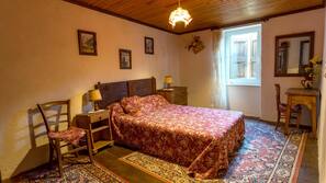 3 chambres, fer et planche à repasser, Wi-Fi gratuit