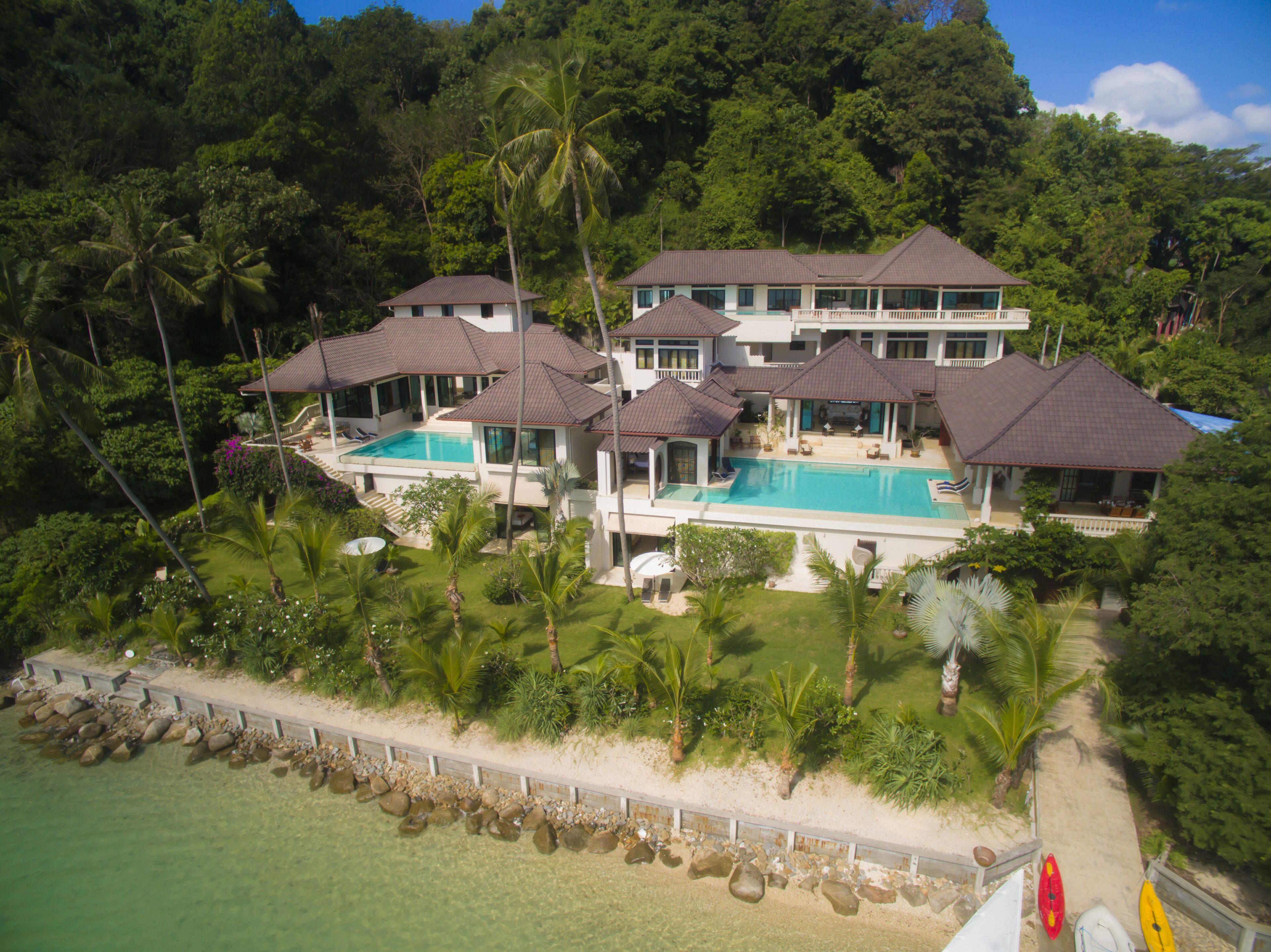 Extravagant Beachfront Villa Noble House Wichit Hotelbewertungen 2021 Expedia De