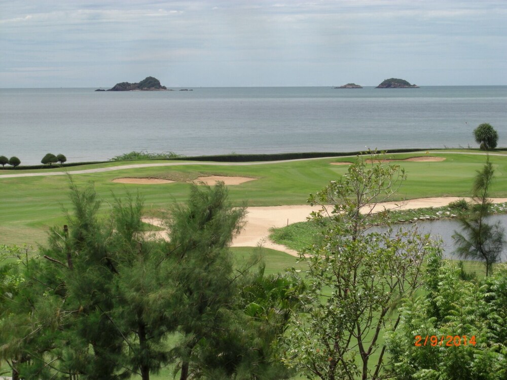 The Best Location For Your Family S Vacation Near The Beach Of