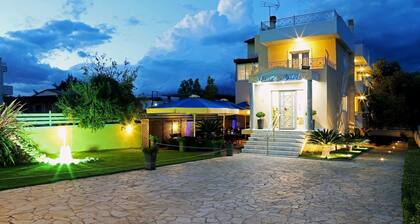 Peri's Hotel