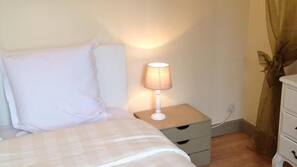 1 chambre, décoration personnalisée, ameublement personnalisé