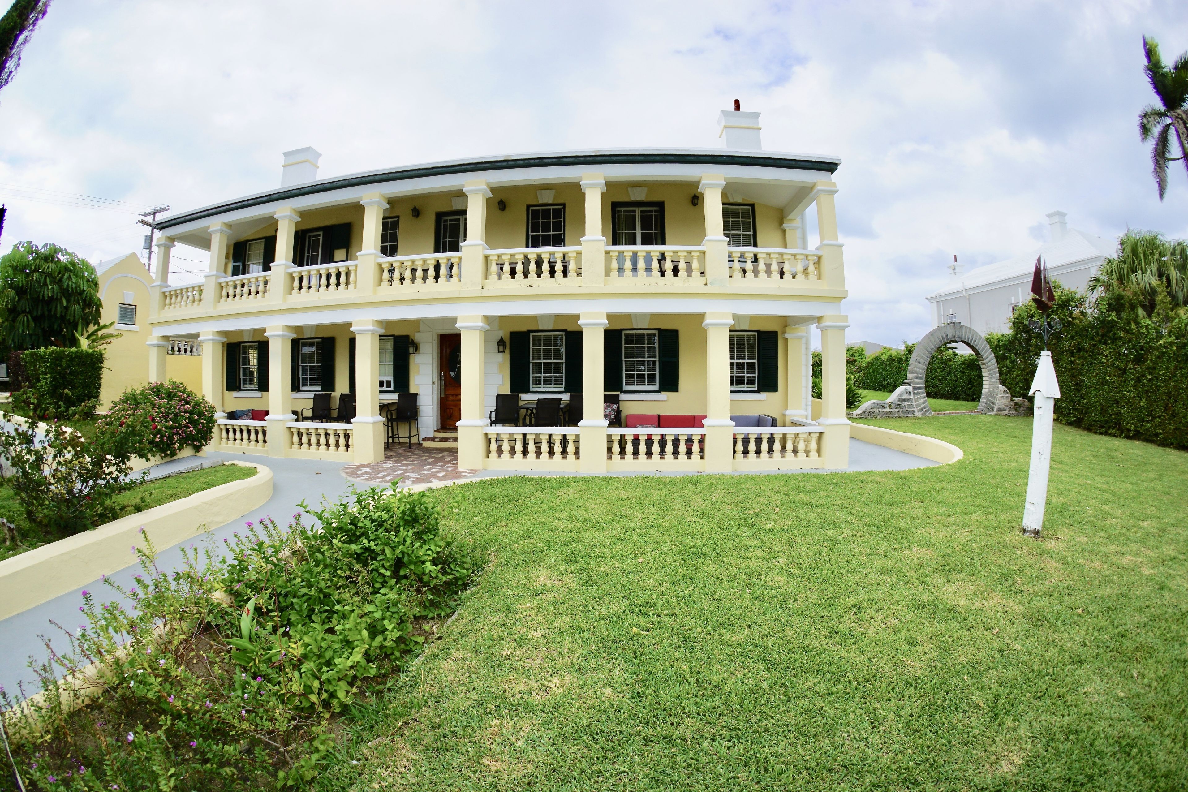 Aunt Nea's Inn in St Georges, Bermuda