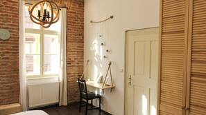 1 bedroom, iron/ironing board, WiFi, linens