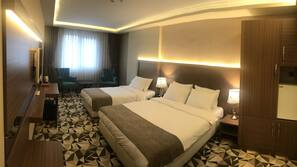 Minibar, free WiFi, linens