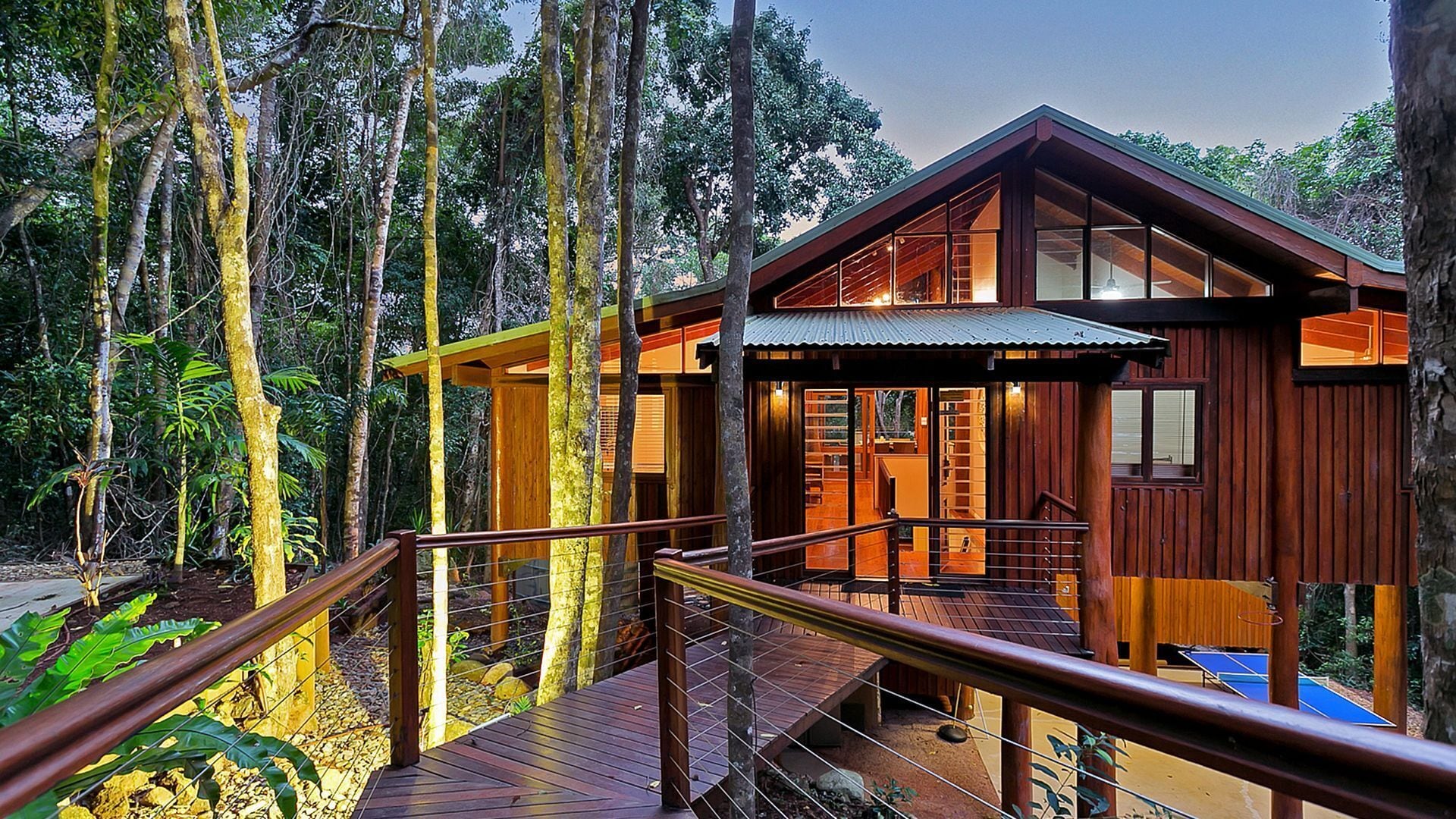 Wanggulay Too Treetops Cairns City