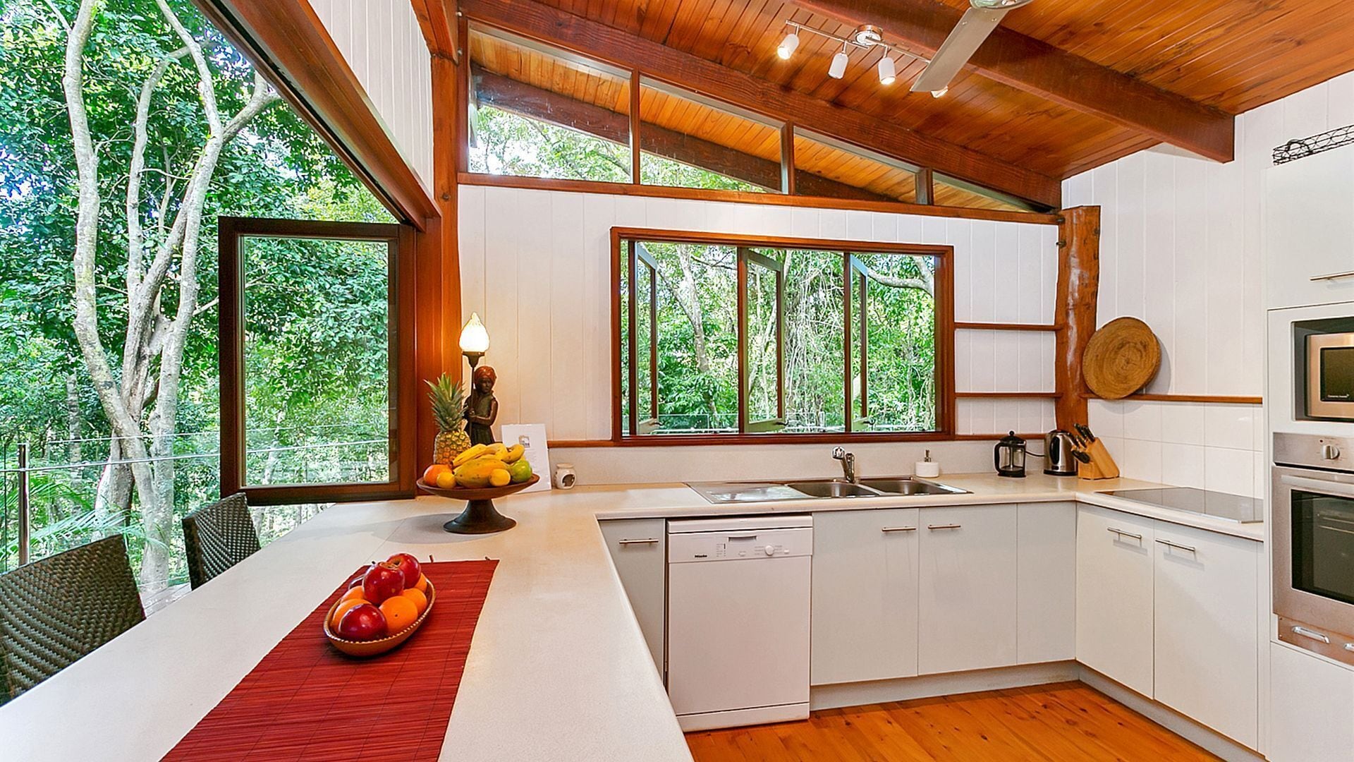 Wanggulay Too Treetops Cairns City