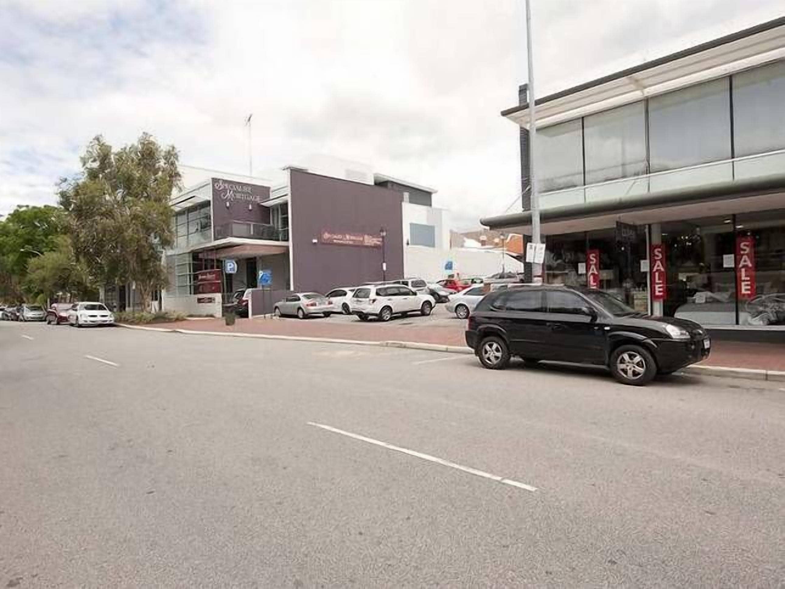 Subi Short Stays Churchill Ave Townhouse