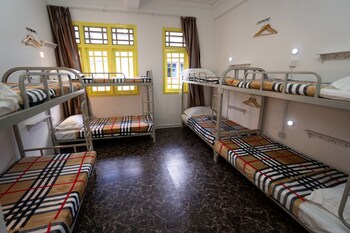 Oss Backpackers Hostel Reviews Photos Rates Ebookers Com