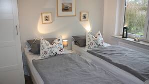 2 Schlafzimmer, Bügeleisen/Bügelbrett, Babybetten, WLAN